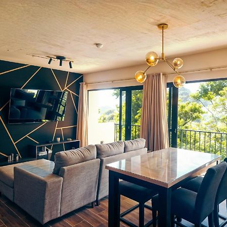 Entire Beautiful Condo With Rooftop Pool And Gym San Salvador Exterior photo